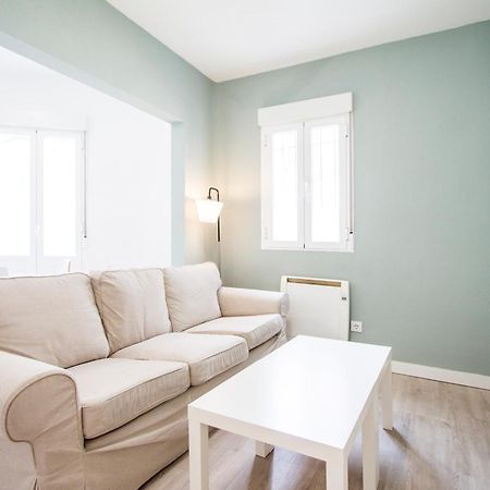 Apartamentos Tetuan Sandino Madrid Dış mekan fotoğraf