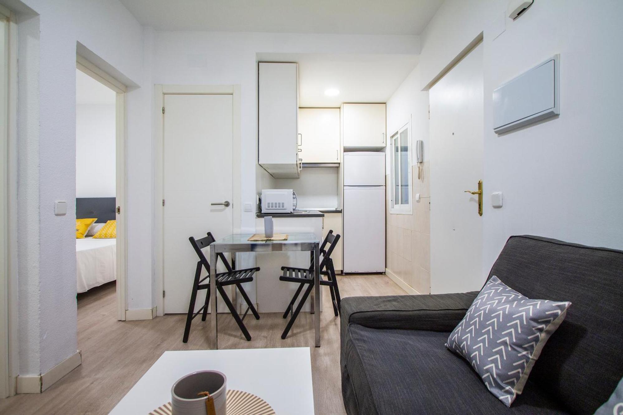 Apartamentos Tetuan Sandino Madrid Dış mekan fotoğraf