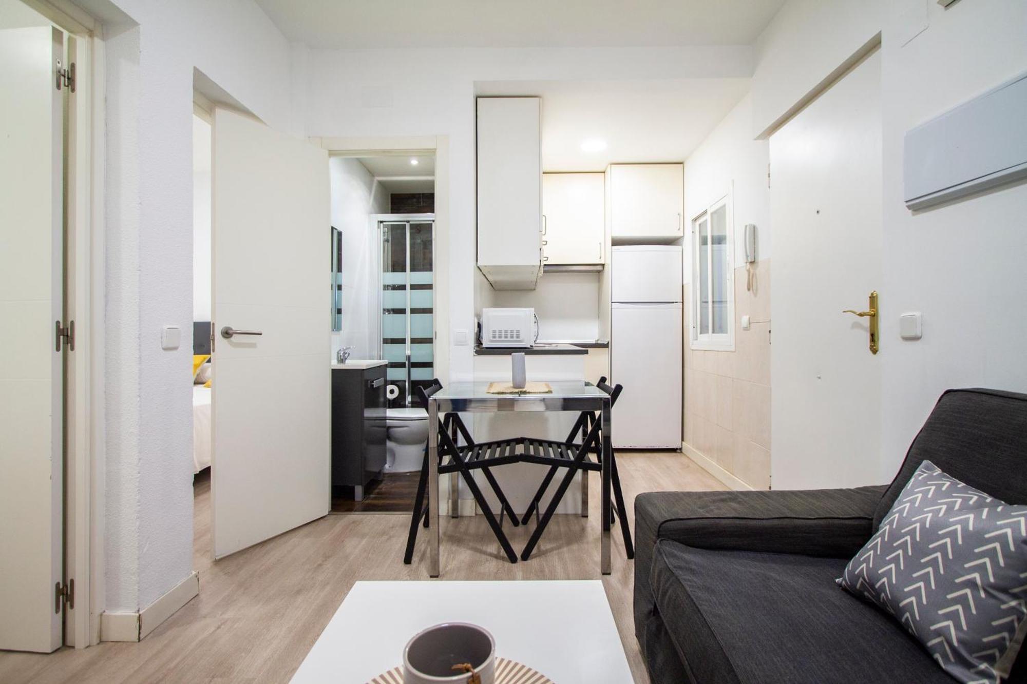 Apartamentos Tetuan Sandino Madrid Dış mekan fotoğraf