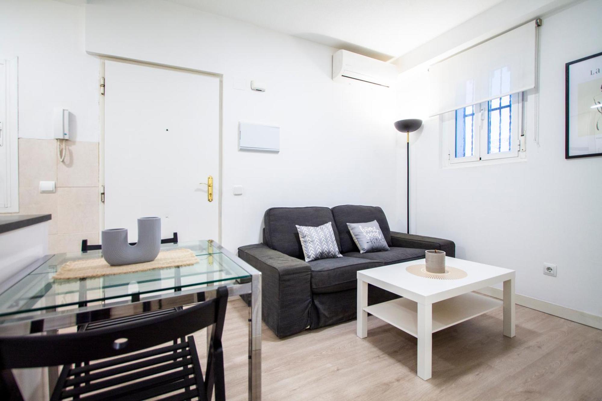 Apartamentos Tetuan Sandino Madrid Dış mekan fotoğraf