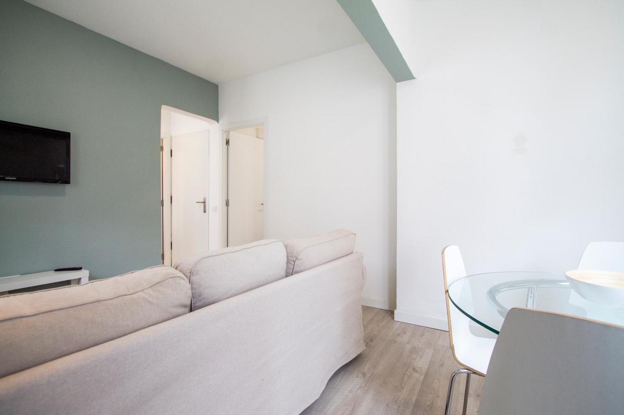 Apartamentos Tetuan Sandino Madrid Dış mekan fotoğraf
